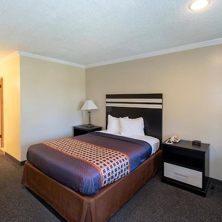 Surf Motel And Gardens Fort Bragg Esterno foto