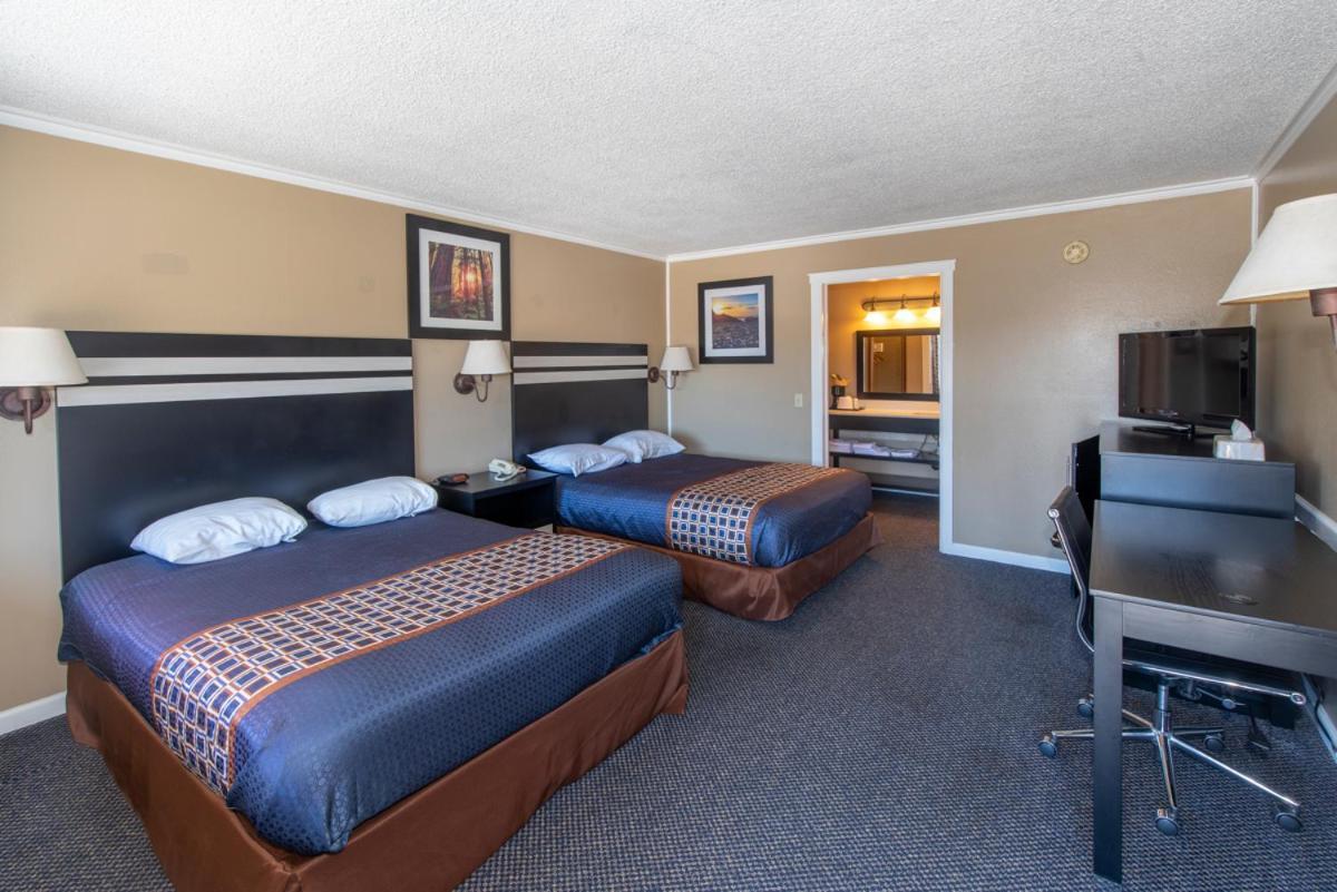 Surf Motel And Gardens Fort Bragg Esterno foto